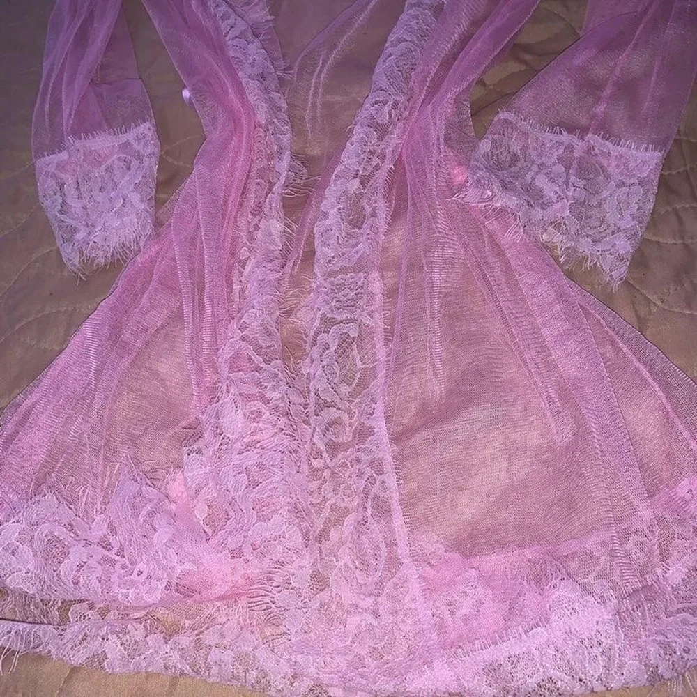 LIGHT PINK VINTAGE LACE ROBE - Picture 3 of 4